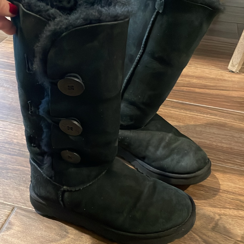 Bailey Button Triplet Ugg Boots